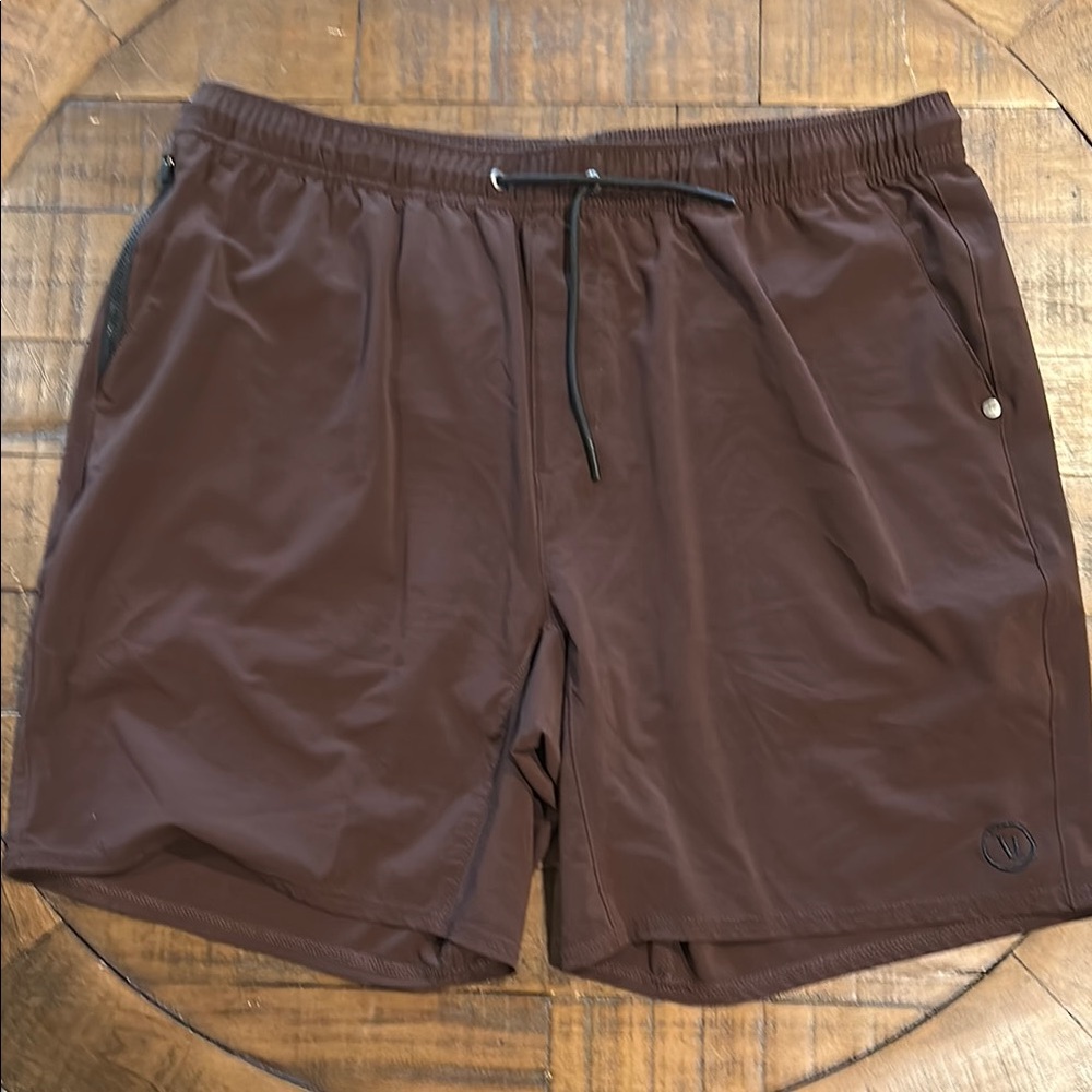 Vuori Elevate Kore Shorts - Mahogany